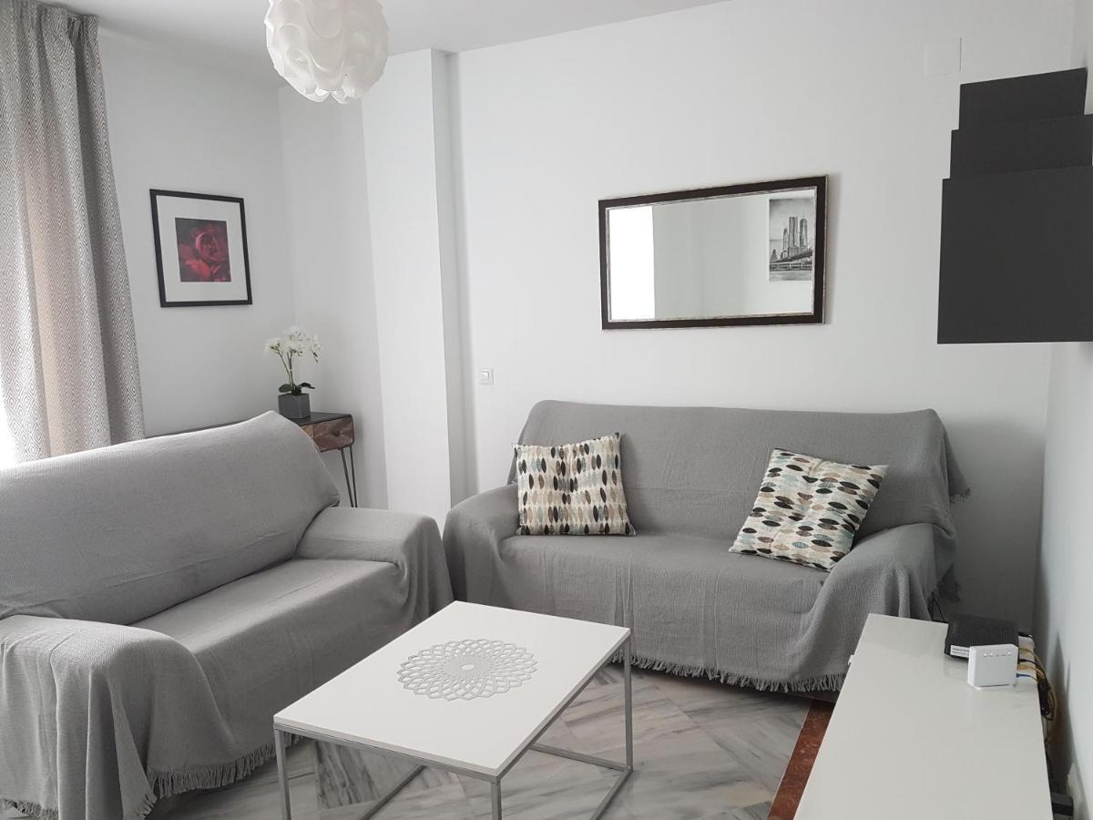 Apartamentos Seneca Junto Al Centro Málaga Buitenkant foto
