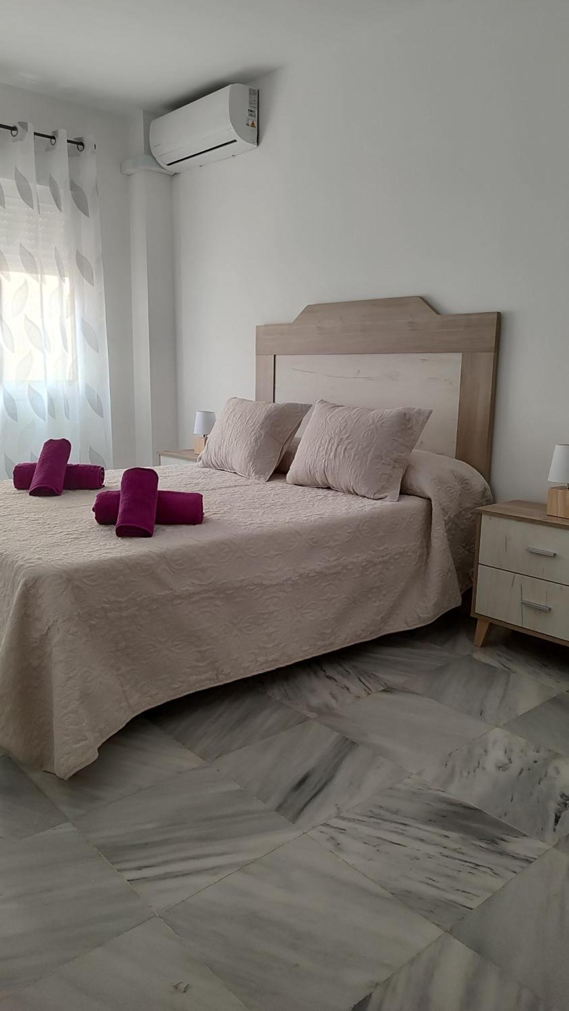 Apartamentos Seneca Junto Al Centro Málaga Buitenkant foto